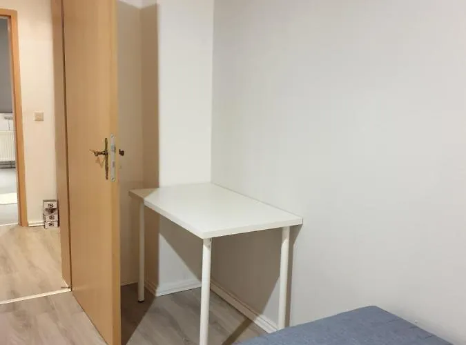 Apartmán Nina 3 - Monteurwohnung *